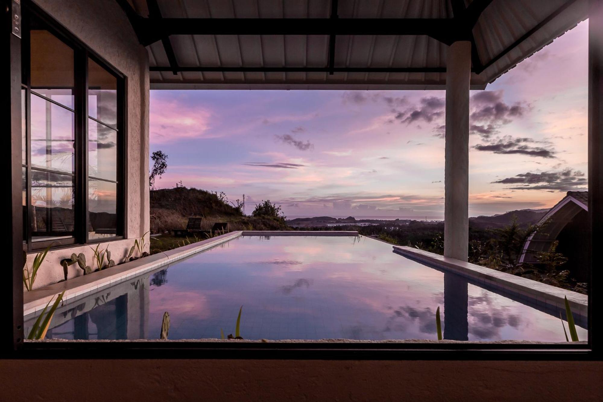 Drop In Surf Lodge Kuta  ภายนอก รูปภาพ
