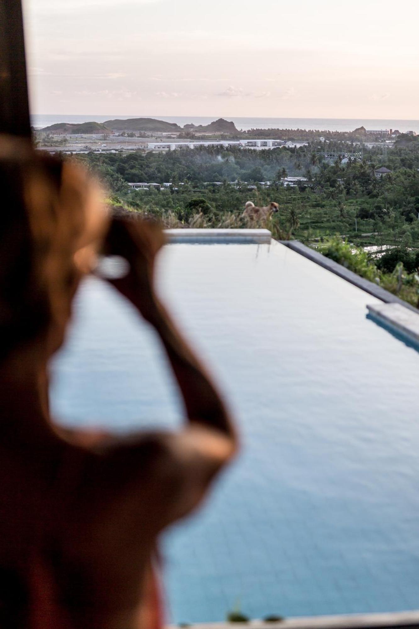 Drop In Surf Lodge Kuta  ภายนอก รูปภาพ