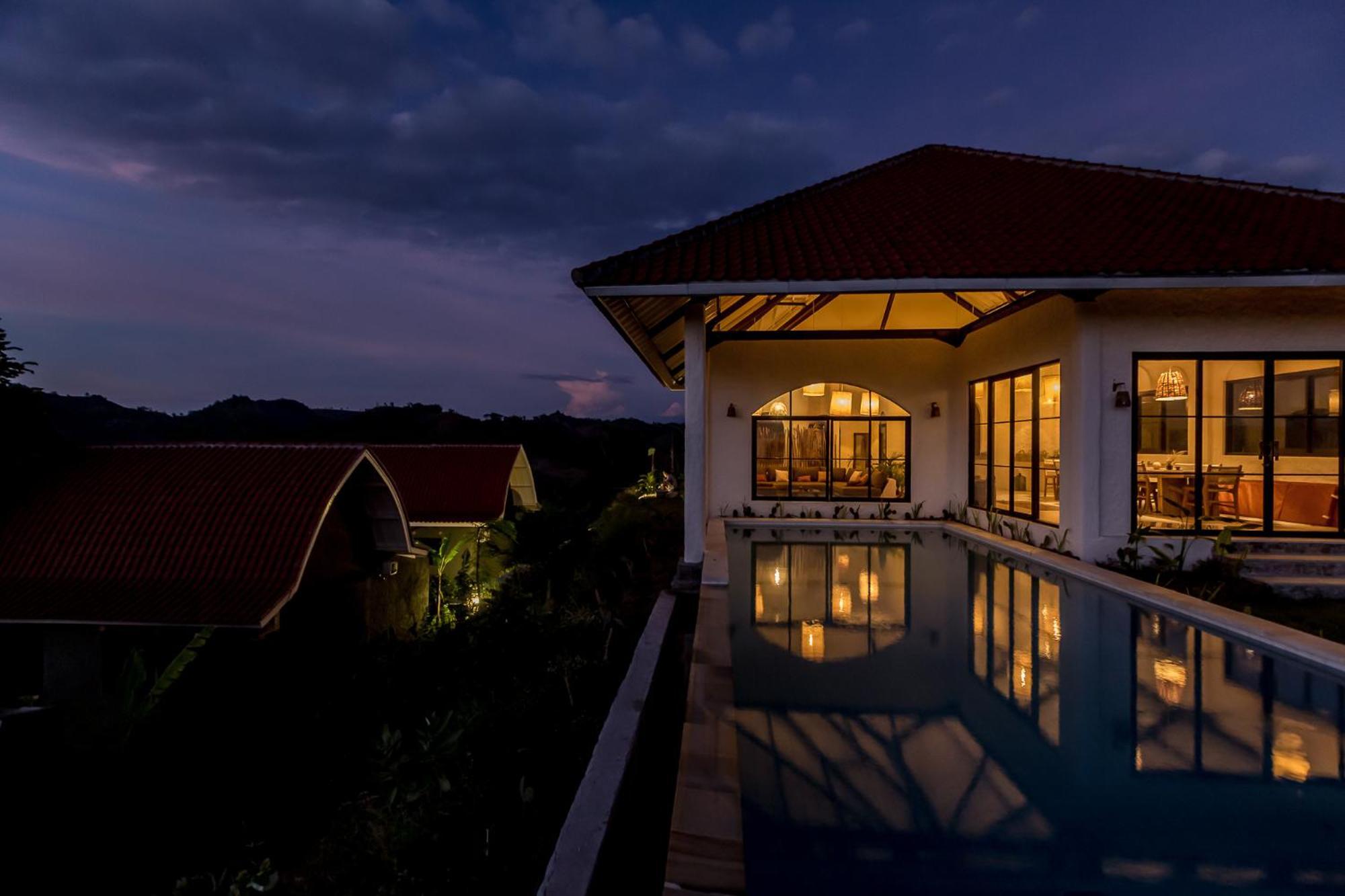 Drop In Surf Lodge Kuta  ภายนอก รูปภาพ