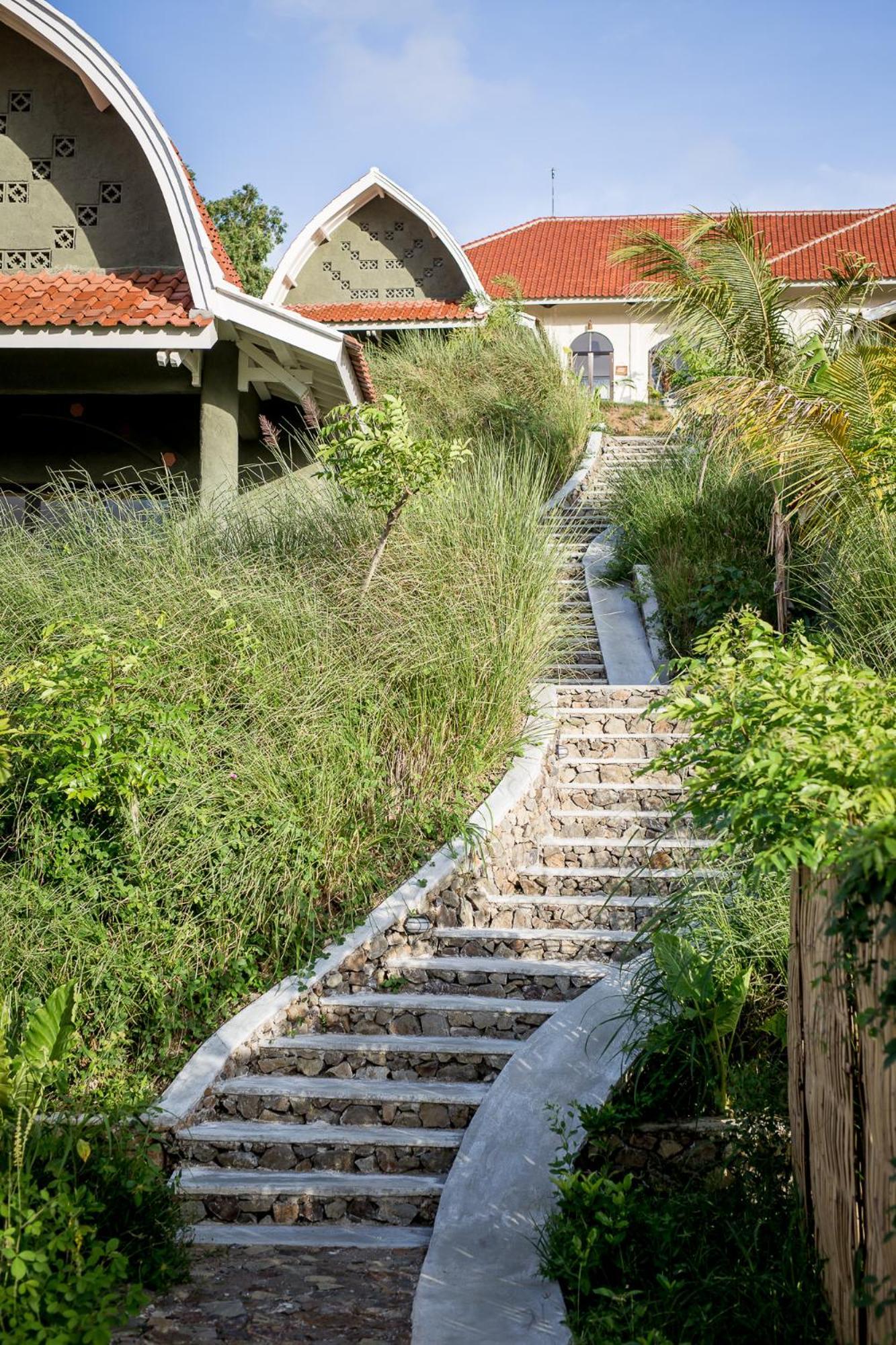 Drop In Surf Lodge Kuta  ภายนอก รูปภาพ